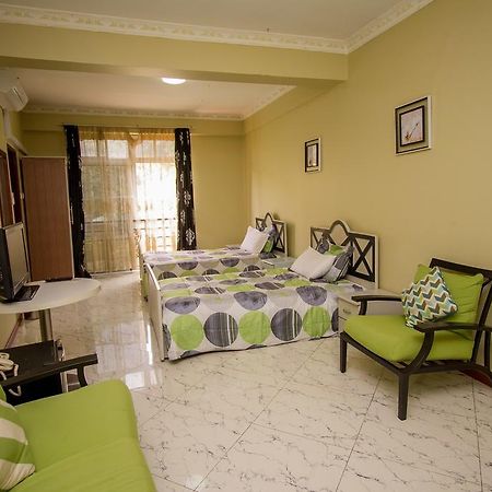 Grand Global Hotel Καμπάλα Εξωτερικό φωτογραφία
