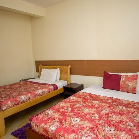 Grand Global Hotel Καμπάλα Εξωτερικό φωτογραφία