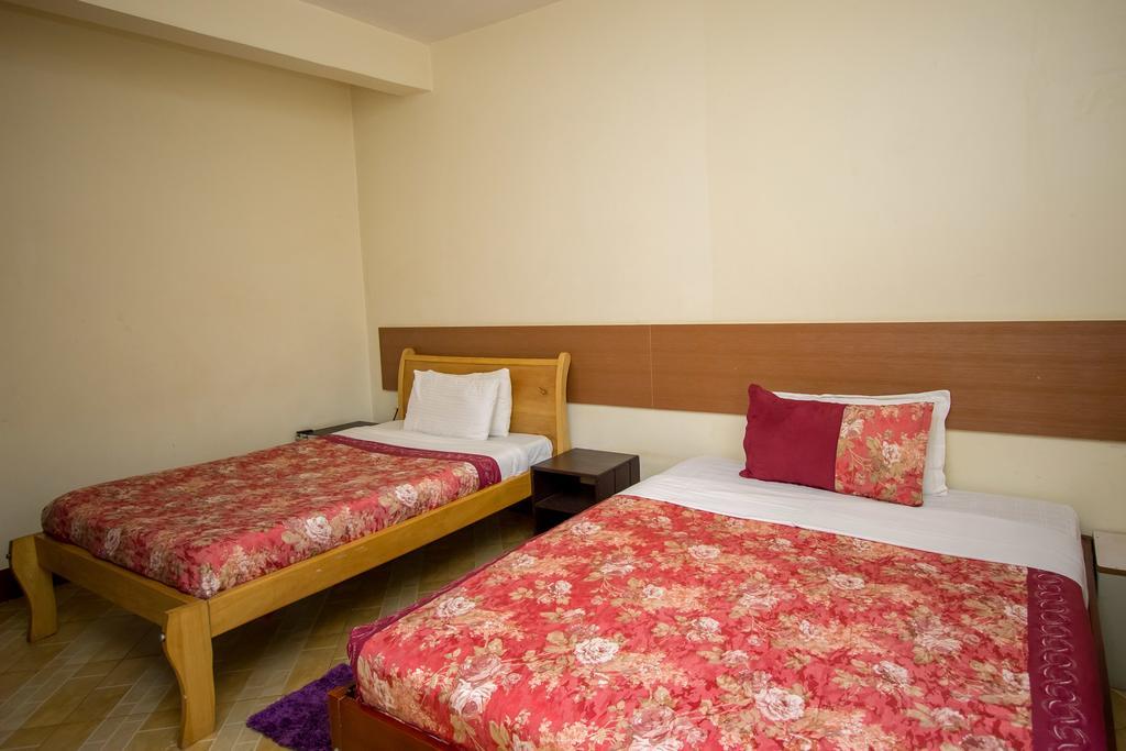 Grand Global Hotel Καμπάλα Εξωτερικό φωτογραφία