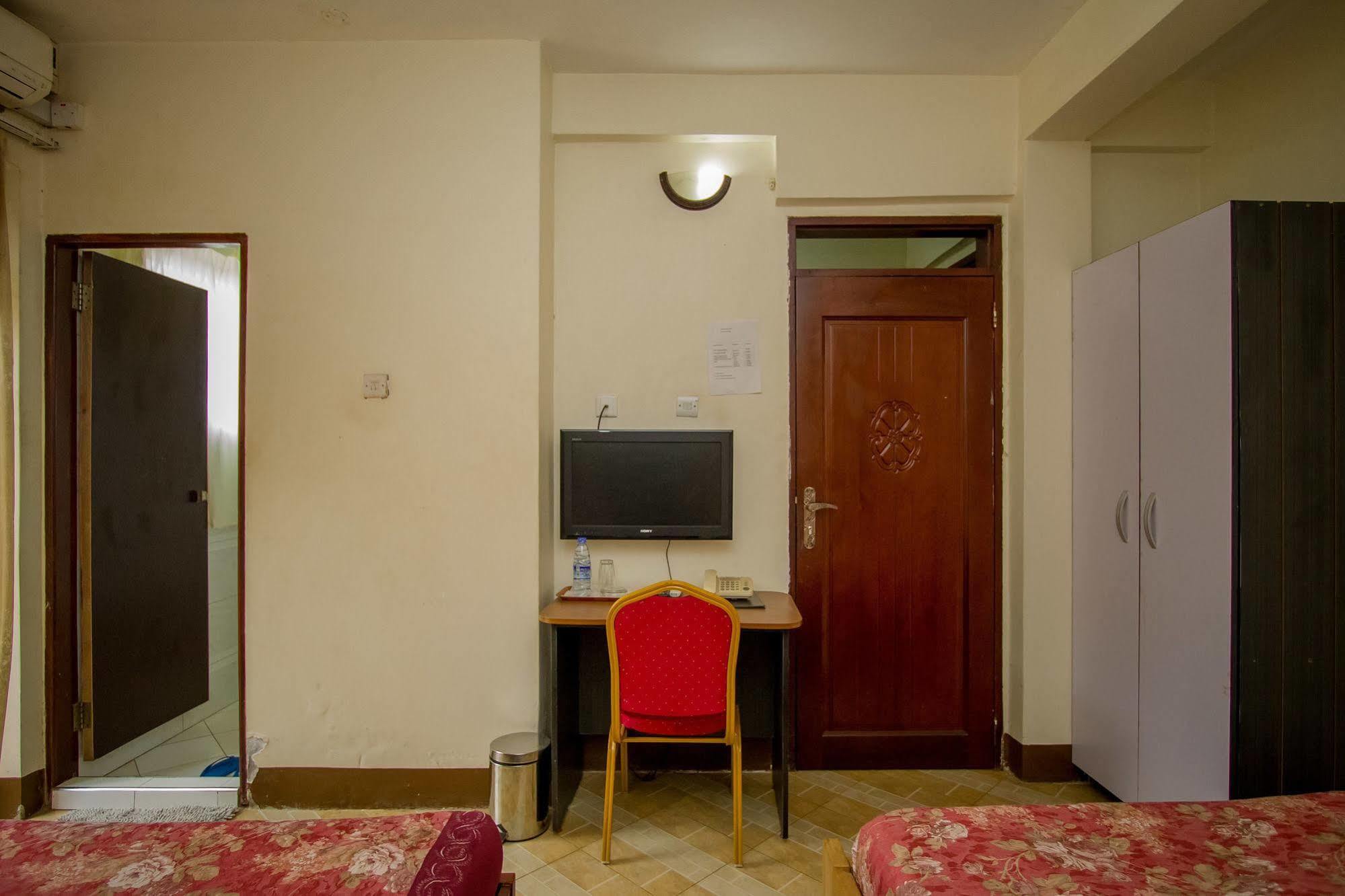 Grand Global Hotel Καμπάλα Εξωτερικό φωτογραφία