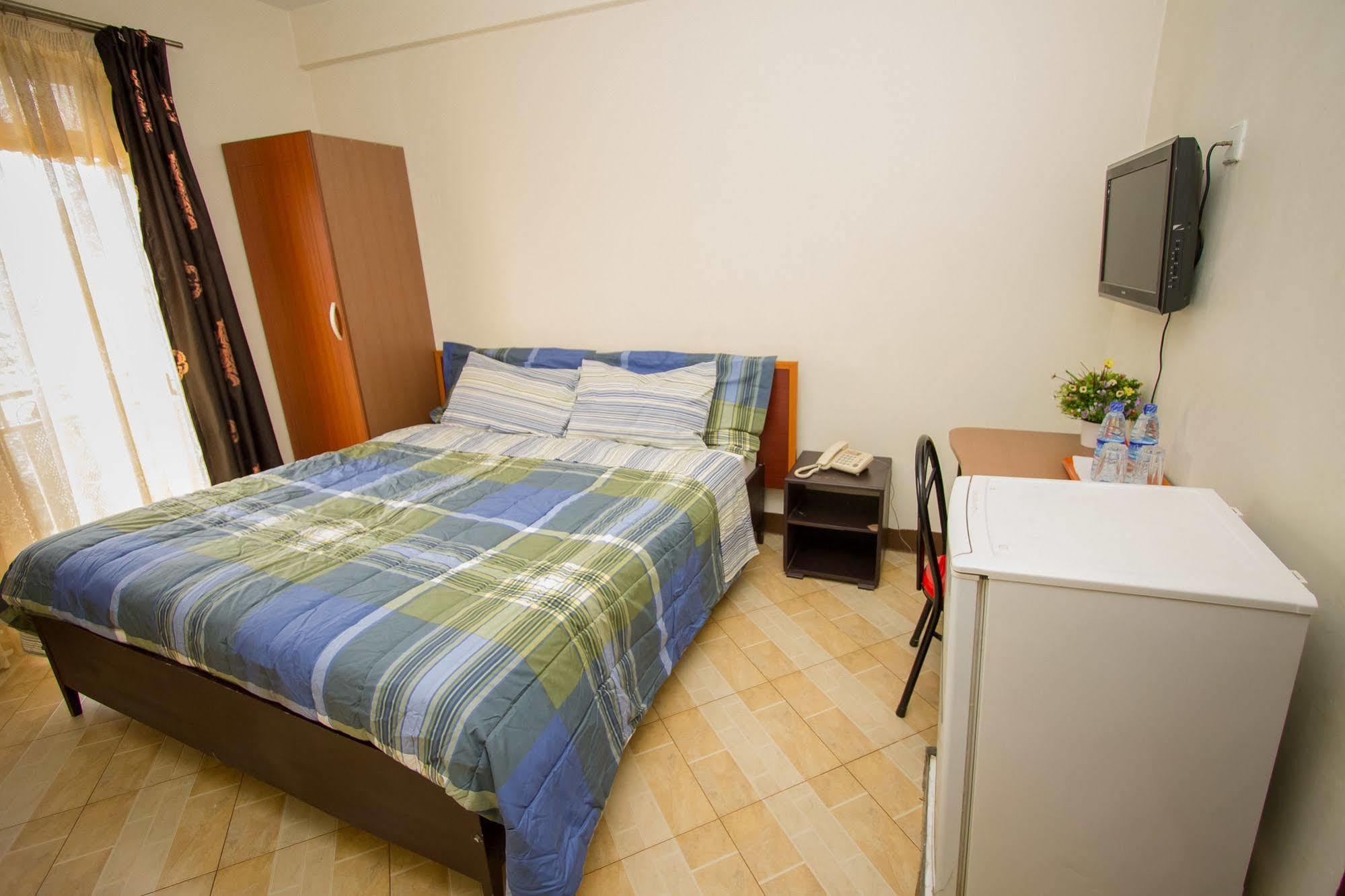 Grand Global Hotel Καμπάλα Εξωτερικό φωτογραφία