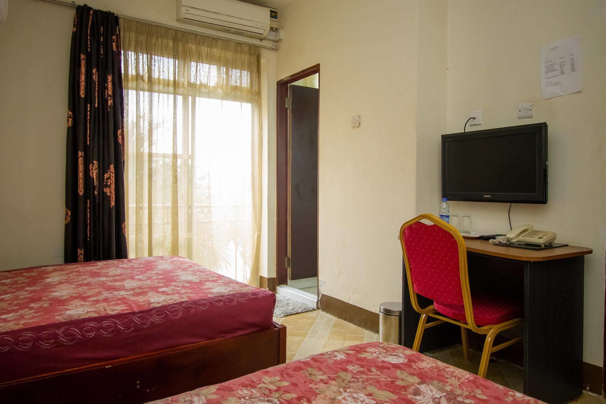 Grand Global Hotel Καμπάλα Εξωτερικό φωτογραφία