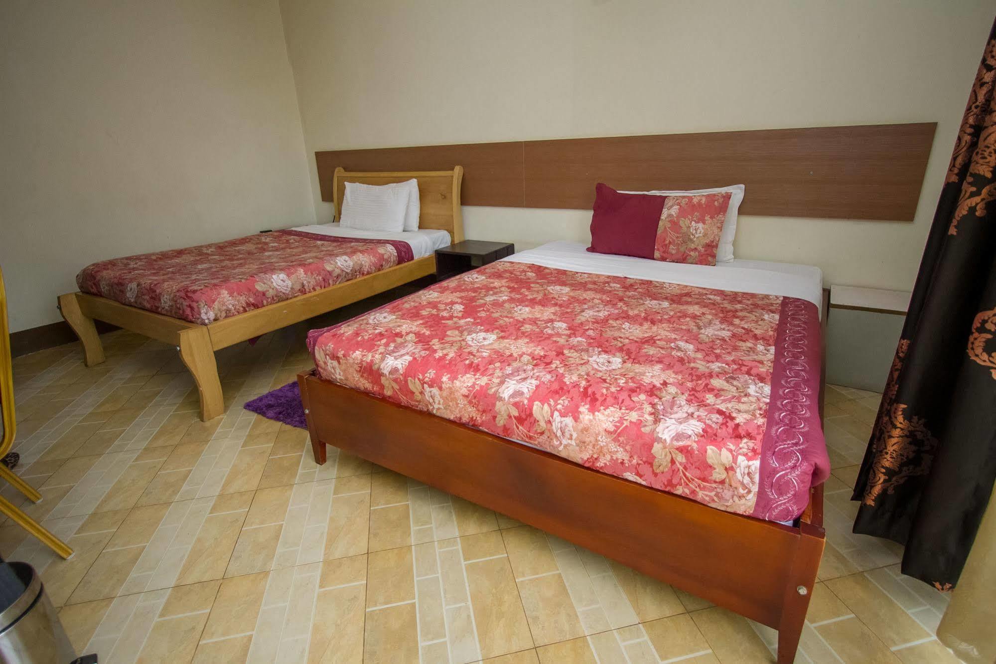 Grand Global Hotel Καμπάλα Εξωτερικό φωτογραφία